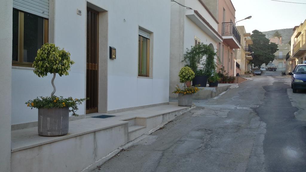 La Casa Dei Nonni Custonaci Exterior foto